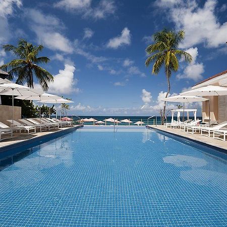 Bodyholiday 卡斯特里 外观 照片